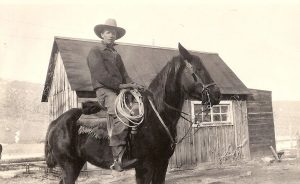 Wesley Swan on Smokey about 1930